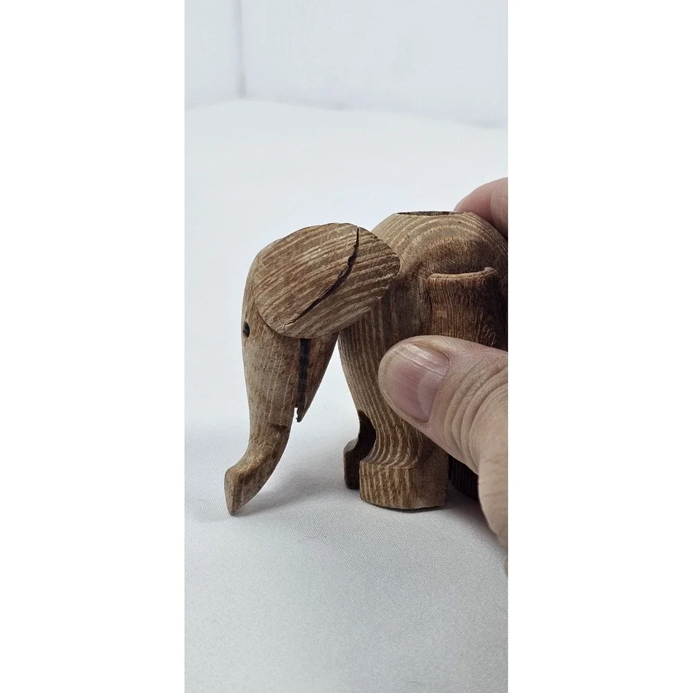 Wooden Elephant Figurine Toothpick Match Stick Holder Vintage Collectible‎